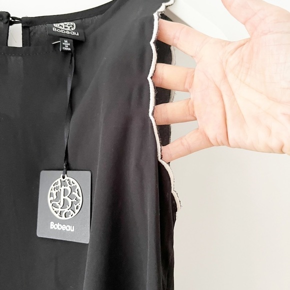 BNWT Bobeau Silky tank with scalloped edge - Picture 3 of 7